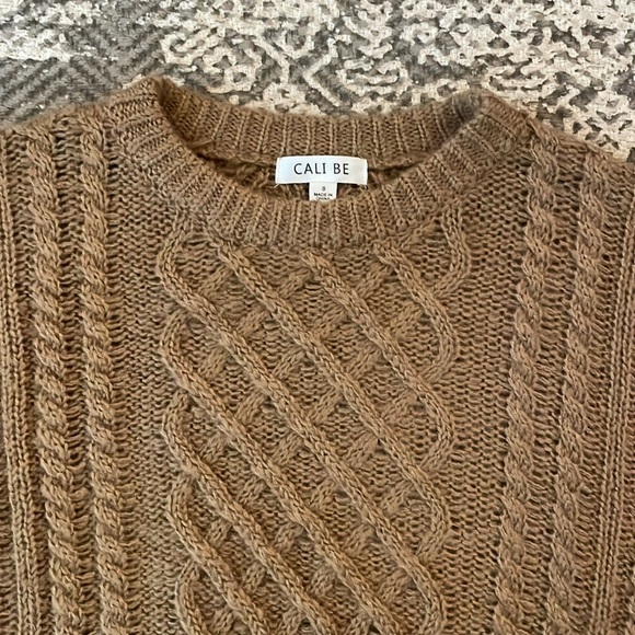 Cali Be Knit Sweater - Picture 2 of 9